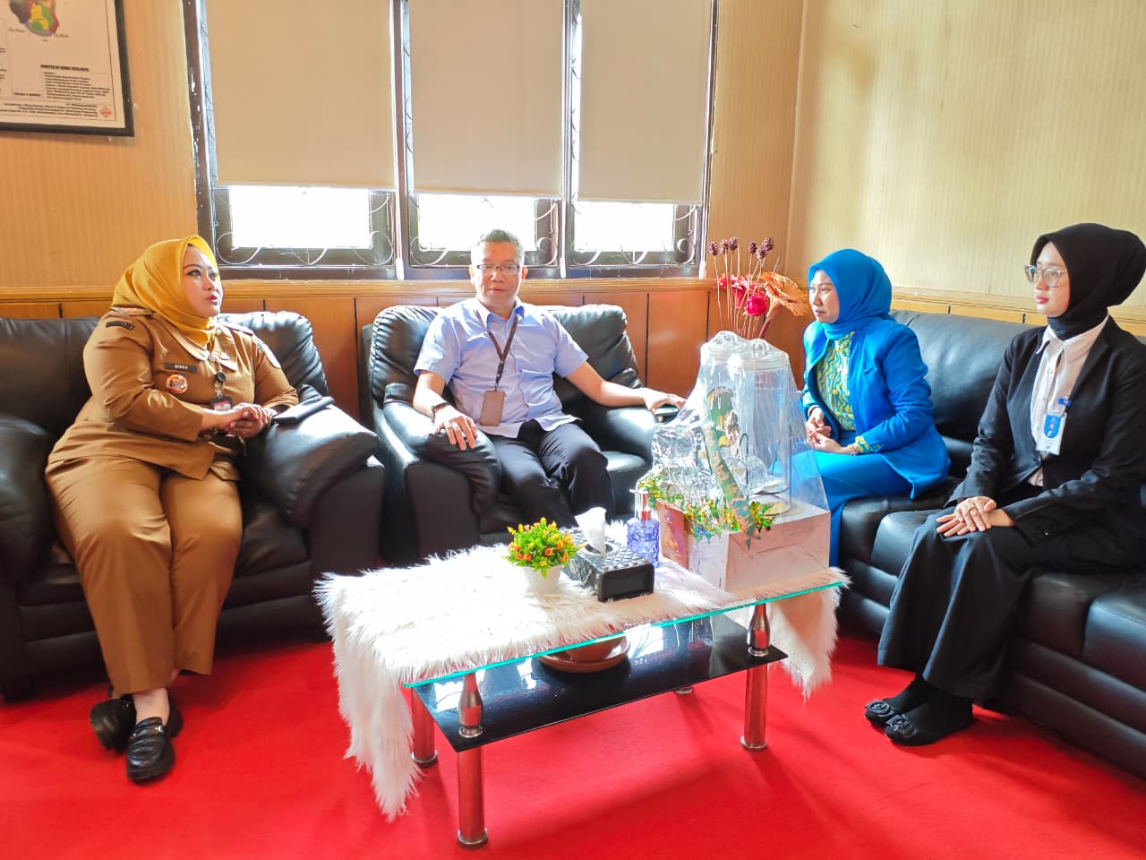 Kunjungan Tamu Sekaligus Peninjauan Aset dan Keberadaan Mako Tim Kerja Trantibum Linmas Satpol-PP Kecamatan Tarakan Utara Oleh Bankaltimtara KCP Juata Laut